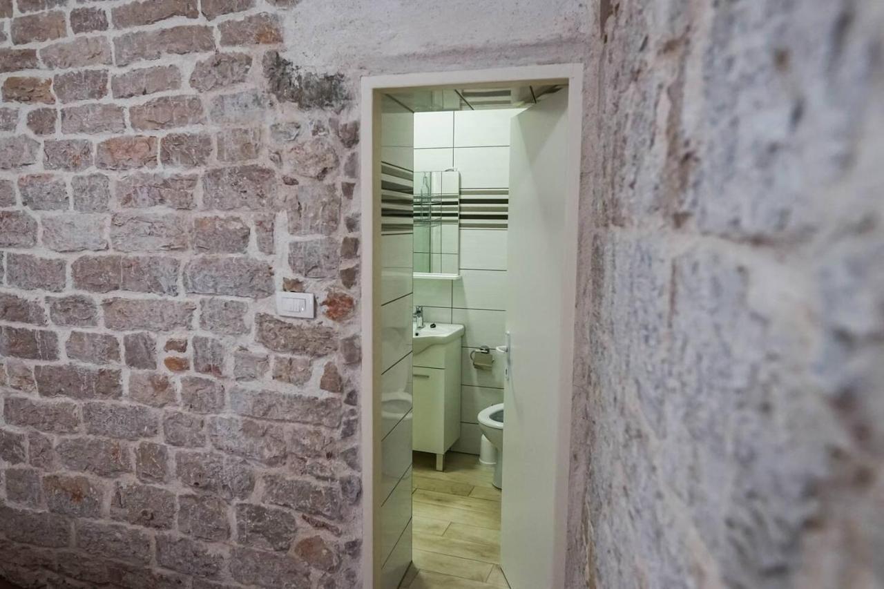 Apartment Studio In The Old City Of